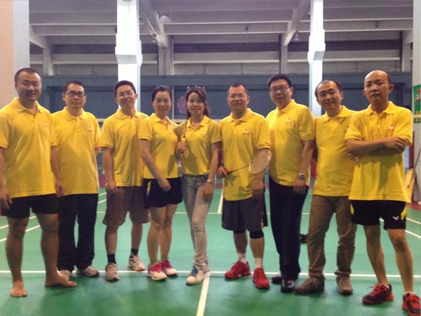 熊猫体育团队建设-羽毛球活动